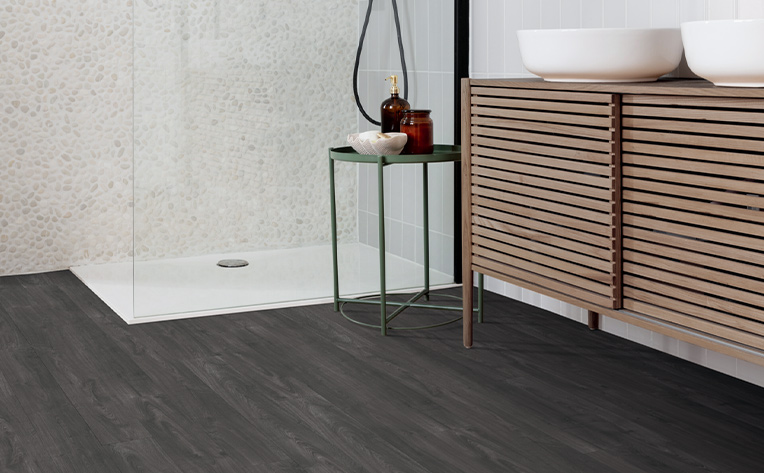 canadian image shower floor with tan table